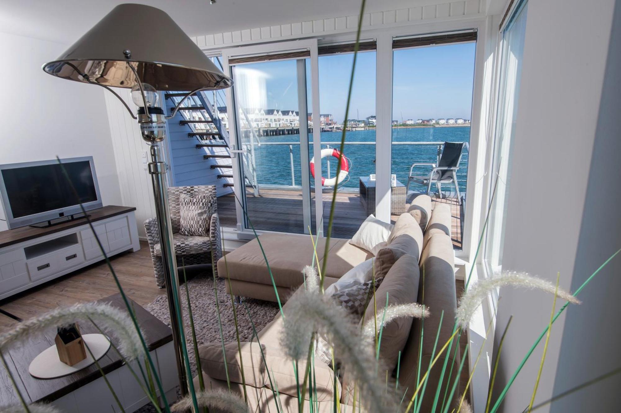 Schwimmendes Ferienhaus Antares One rundum Wasserblick Sauna Sonnendeck by Seeblick Ferien Olpenitz Exterior foto